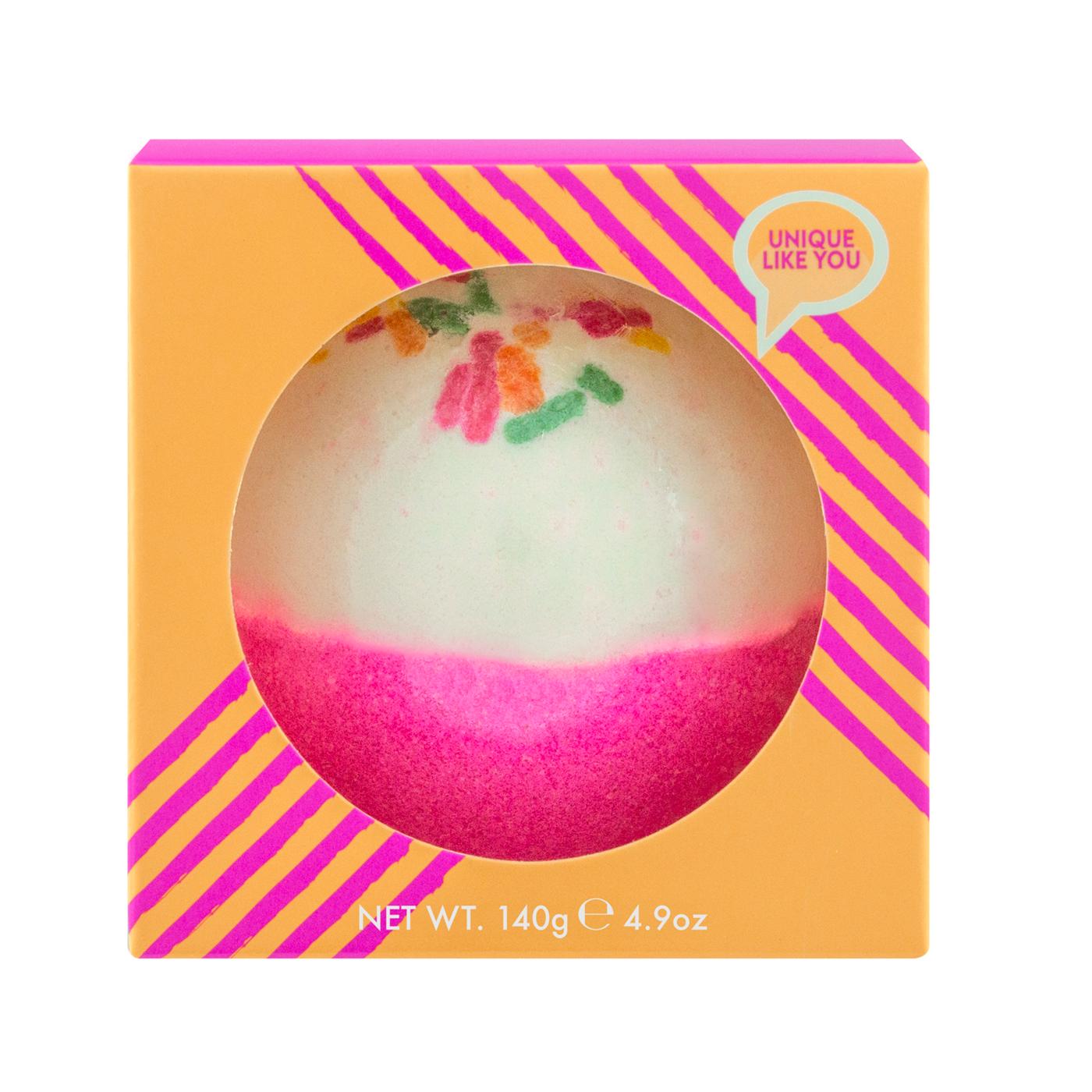 House Of Treats Jumbo Bath Fizzer; image 1 of 2