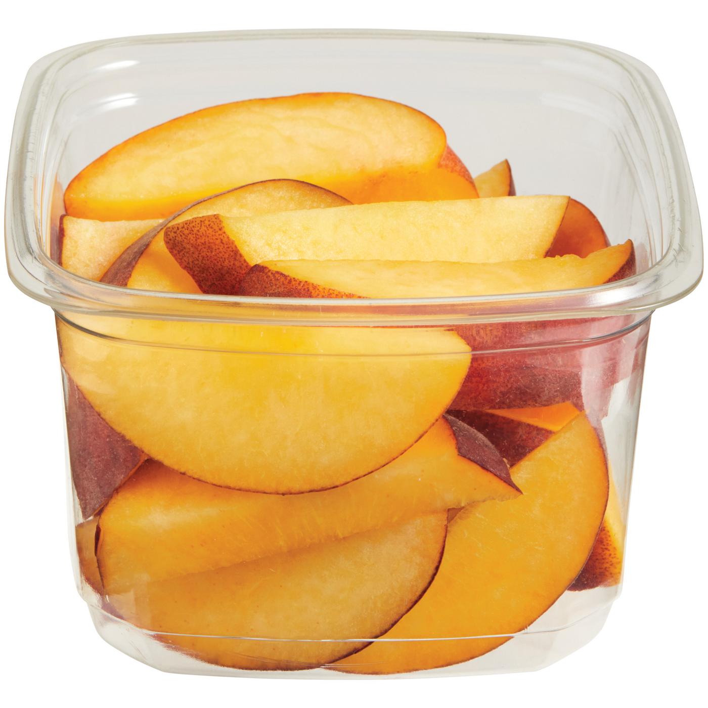 H-E-B Fresh Cut Peach Slices - Small; image 2 of 2