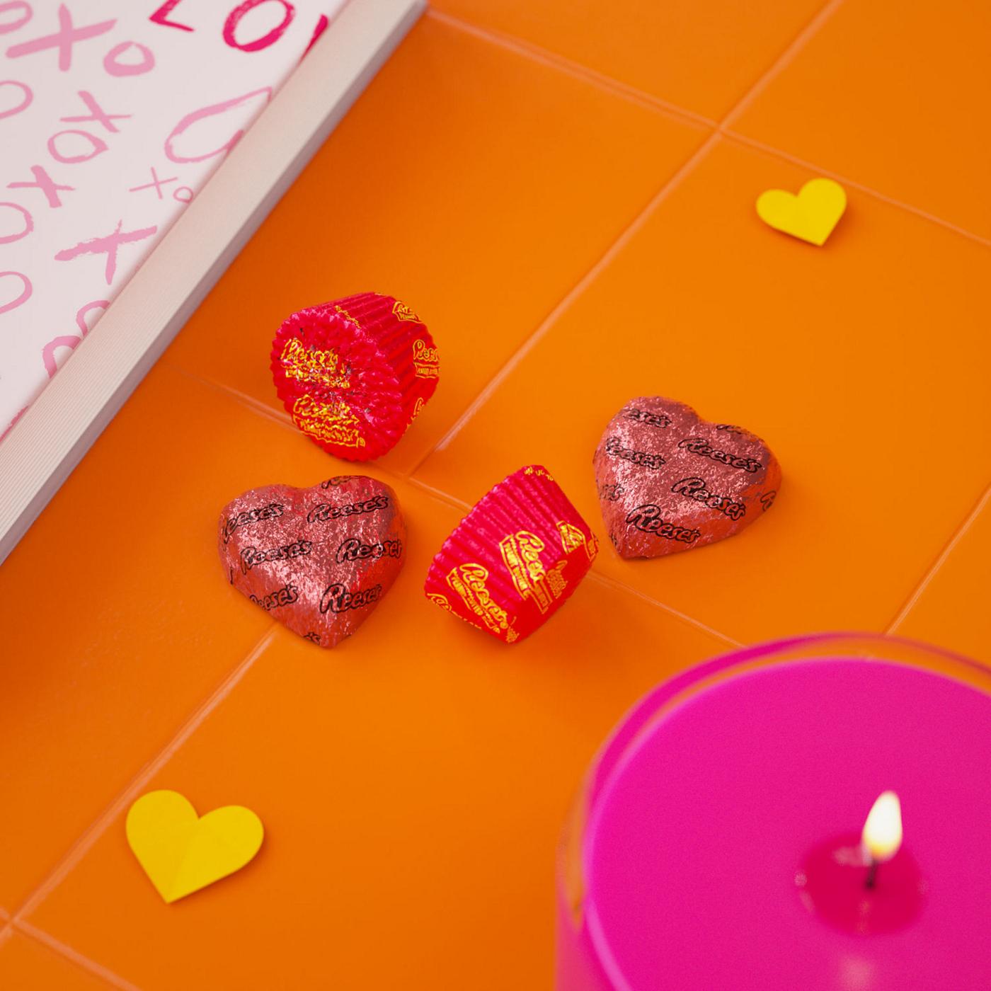 Reese's Peanut Butter Hearts & Miniatures Valentine's Candy; image 4 of 7