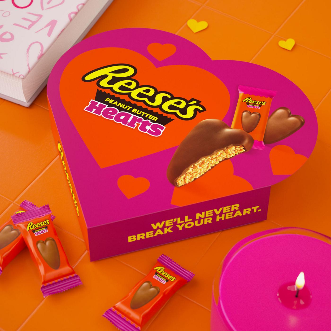 Reese's Peanut Butter Hearts Snack Size Valentine's Candy Gift Box; image 4 of 7