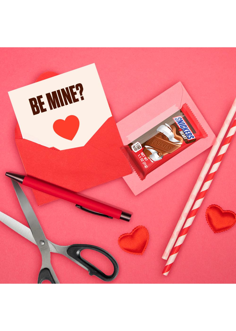 Snickers Heart Valentine's Candy; image 7 of 9