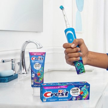 Crest Kids Advanced Color Change Toothpaste Strawberry
