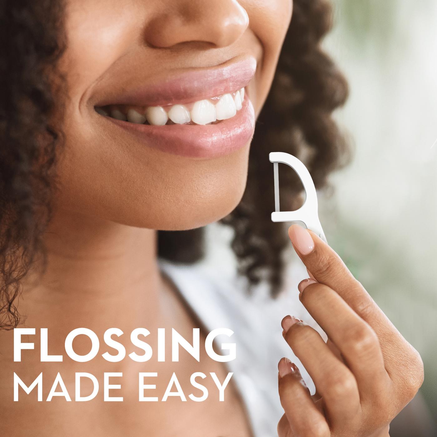 Oral-B Travel Size Pack Floss Picks - Scope Fresh Mint; image 4 of 9