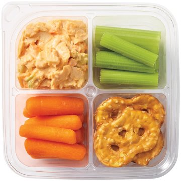 Meal Simple by H-E-B Snack Tray - Buffalo Chicken Salad, Celery, Carrots & Pretzels