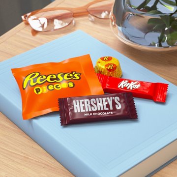 Hershey's, Reese's & Kit Kat Assorted Miniature Size Chocolates - Party Pack