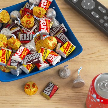 Hershey's & Reese's Assorted Miniature Size Candy - Party Pack