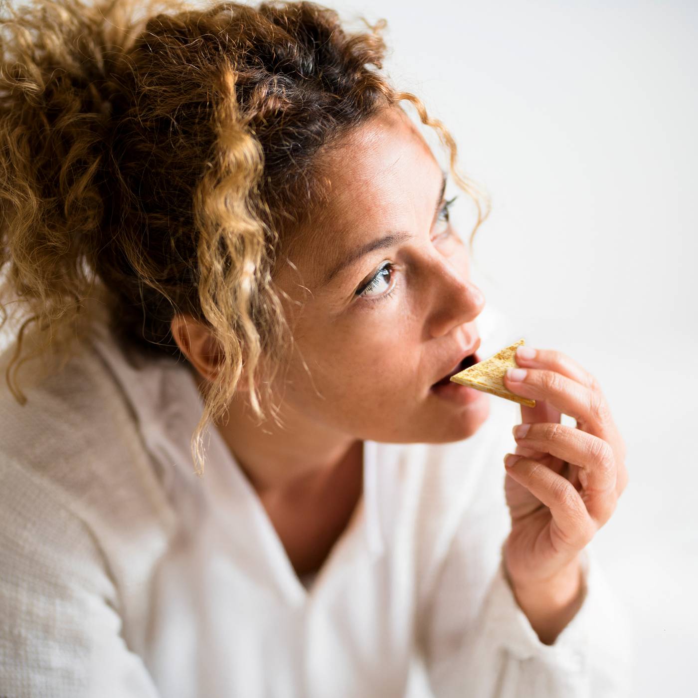 Triscuit Thin Crisps White Cheddar Whole Grain Wheat Crackers; image 10 of 10