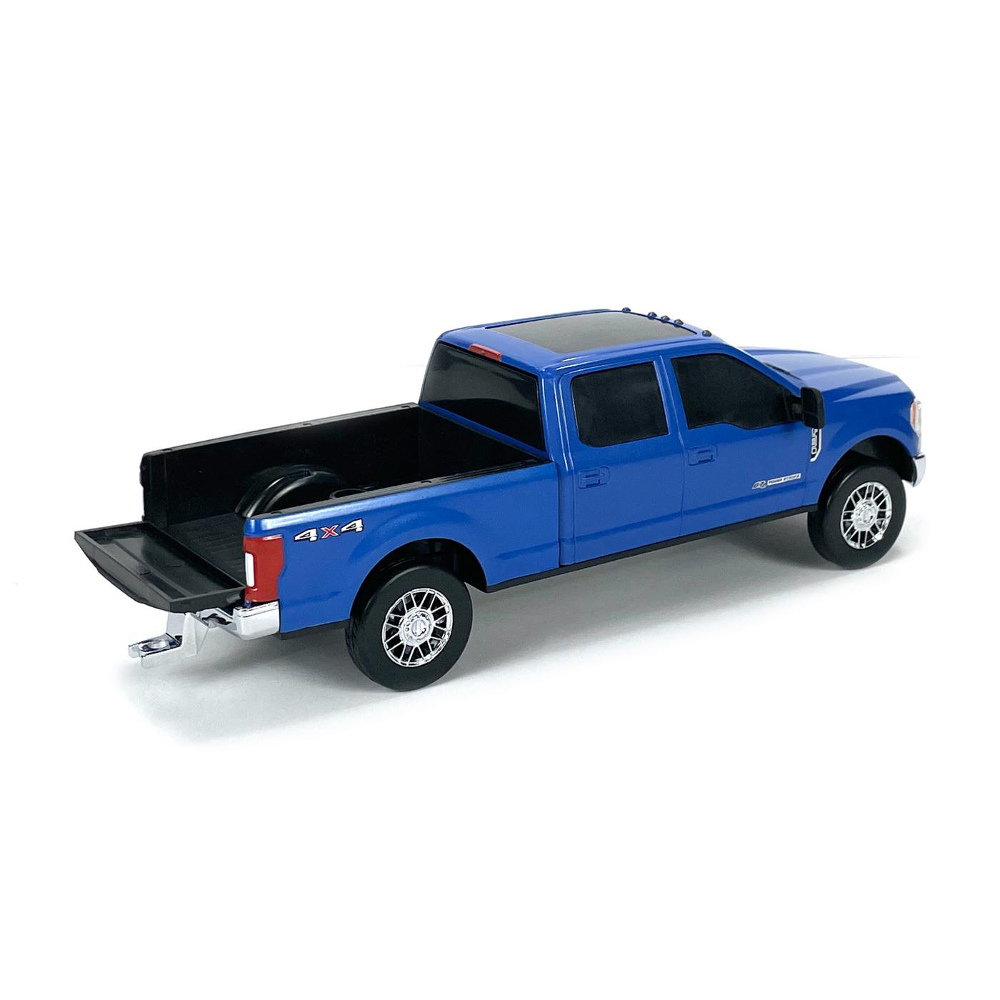 Round 2 Ford Super Duty F-250 Truck; image 3 of 6