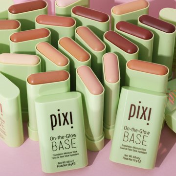 Pixi On The Glow Base Foundation Stick - Tan