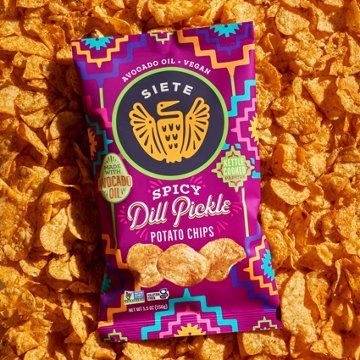 Siete Kettle Cooked Spicy Dill Pickle Potato Chips