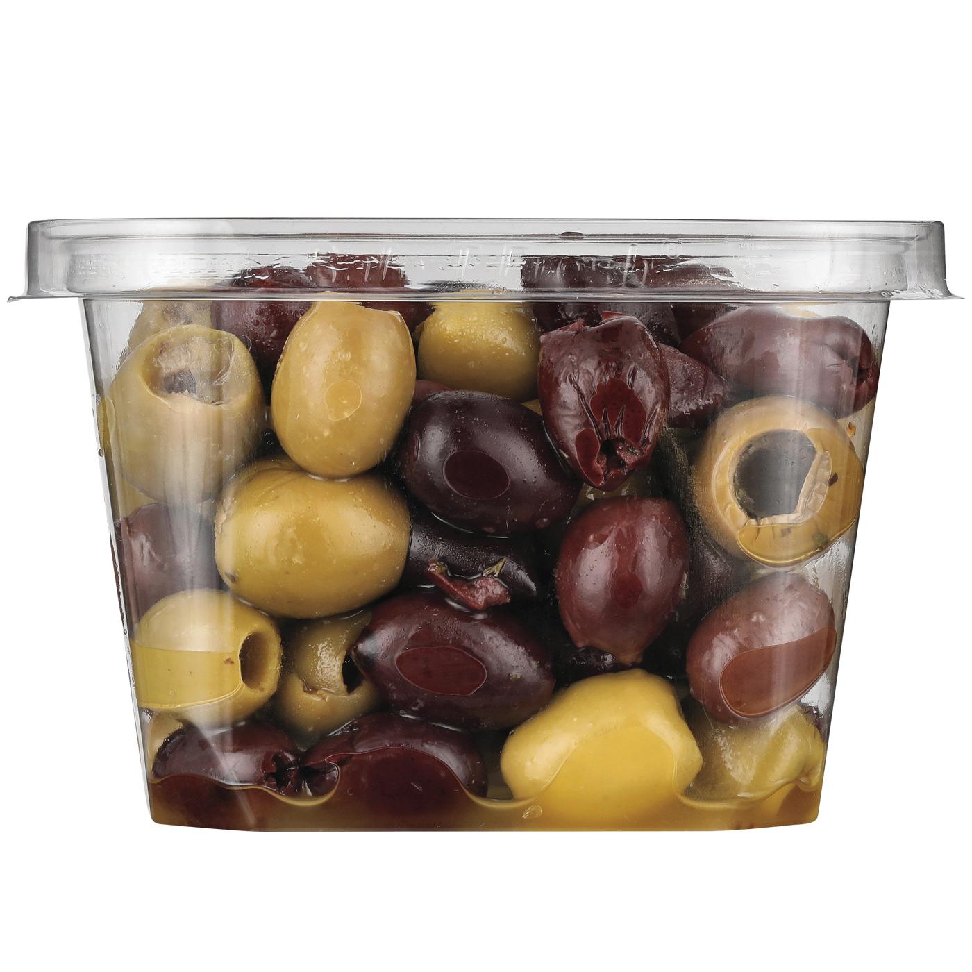 DeLallo Jubilee Pitted Olives; image 3 of 4