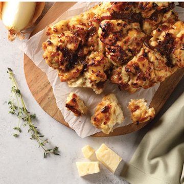 Fresh & Simple Caramelized Onion & Gruyere Cheese Tear & Share Bread, 12.13 oz