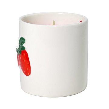Destination Holiday Strawberry Patch Scented Candle, 8 oz