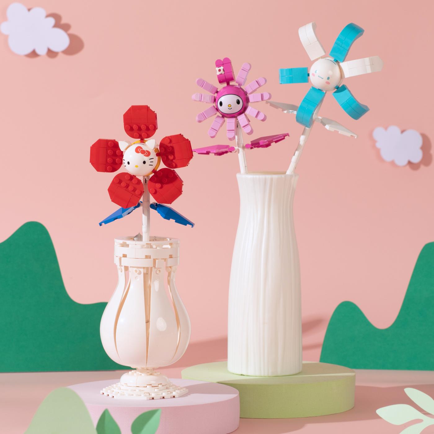 Brickcraft Hello Kitty Cinnamoroll Flower Building Set; image 9 of 10