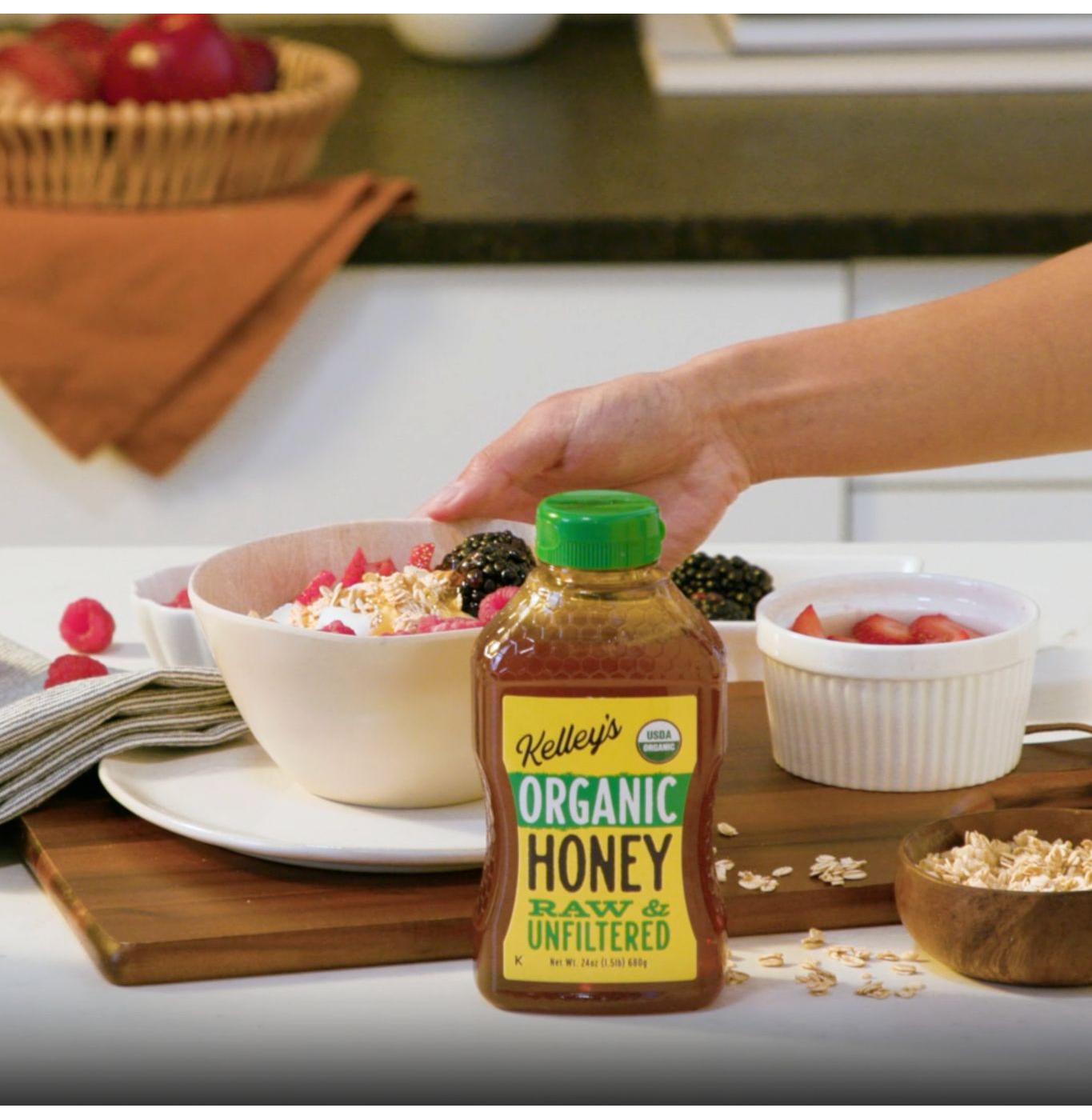 Kelley's Raw Unfiltered Organic Honey; image 4 of 6