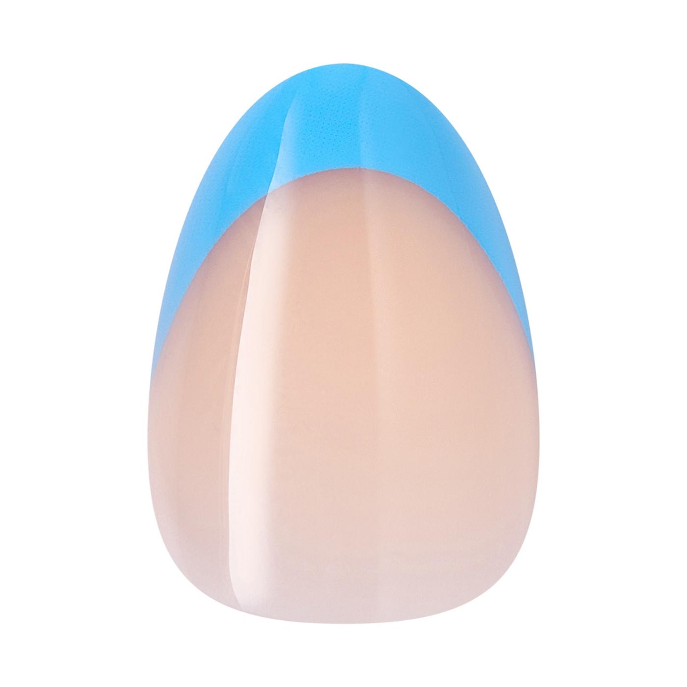 KISS CORE Design On Trend Nails - Tune (Blue Almond Short Nails); image 5 of 8