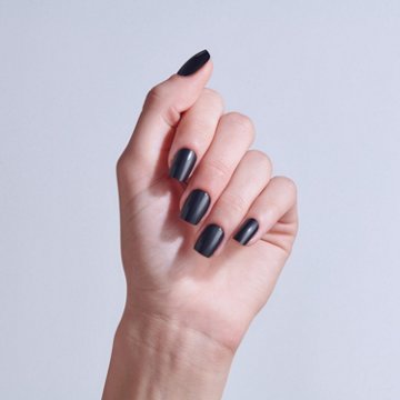 KISS CORE Color Nails - Photogenic (Black Squoval Short Nails), 32 ct