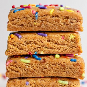 Elavi Birthday Cake Blondie  Protein Brownie
