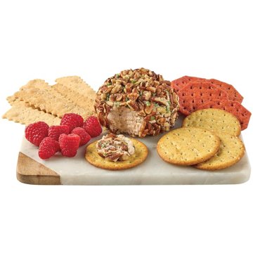 H-E-B Deli Cheese Ball - Raspberry Chipotle