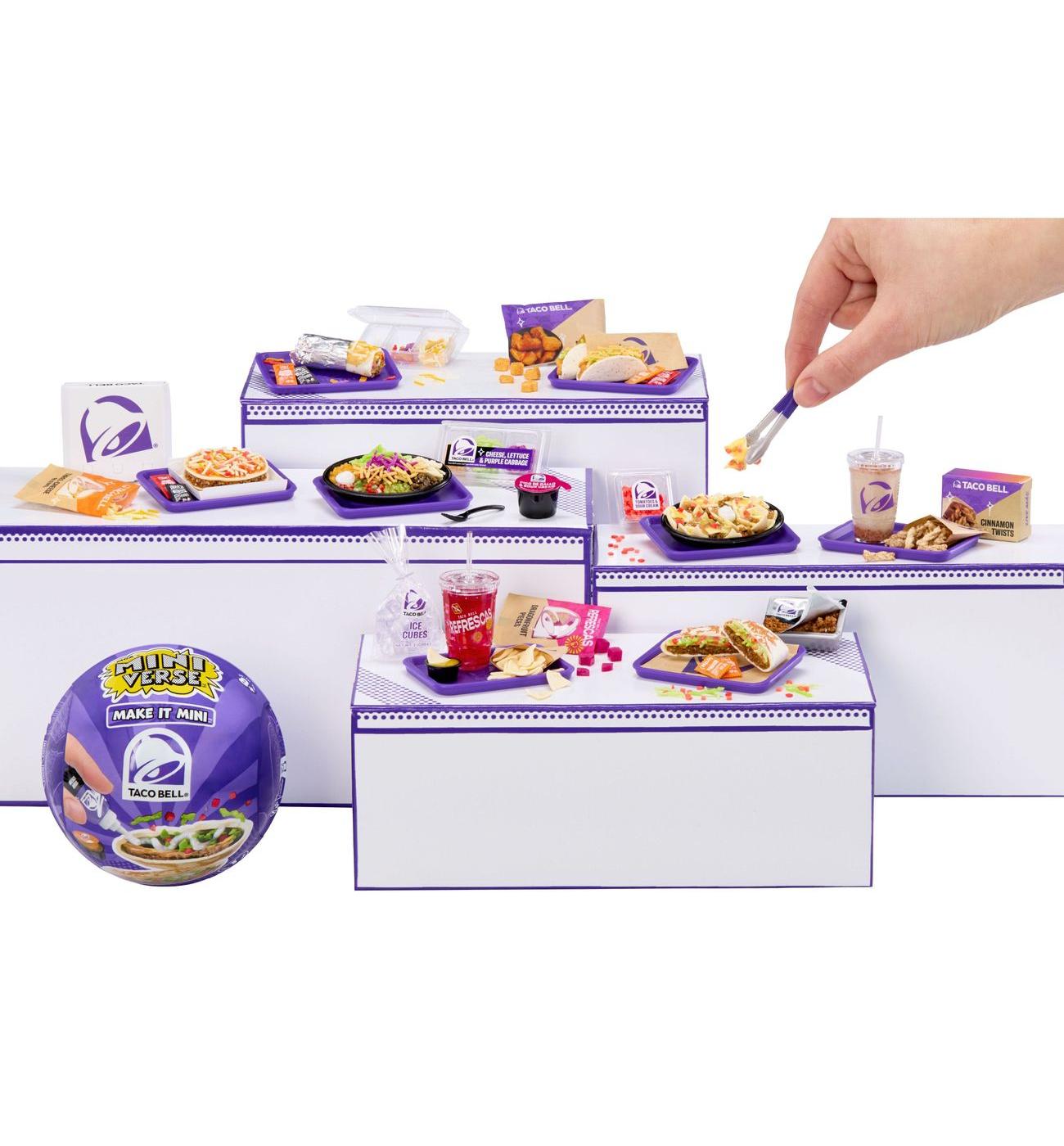 Miniverse Make It Mini Capsule - Taco Bell; image 6 of 7