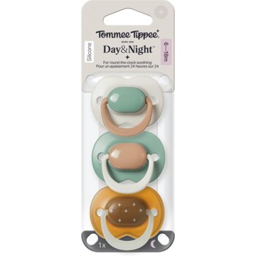 Tommee Tippee Day & Night Pacifiers for 6-18 Months