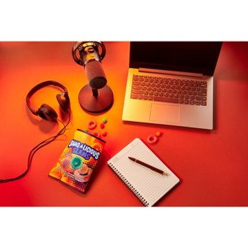 Shaq-A-Licious Slams Crunchy & Chewy Candy