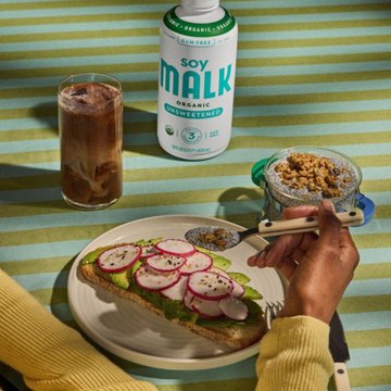 Malk Organic Unsweetened Soy Milk