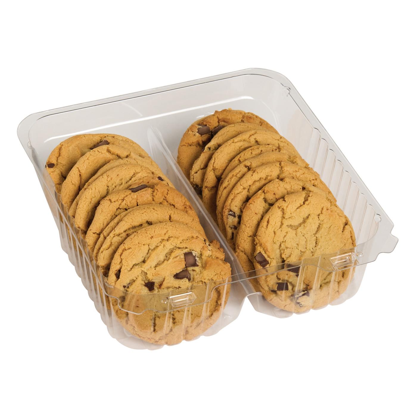 H-E-B Bakery Chocolate Chunk Cookies; image 3 of 3
