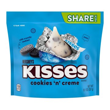 Hershey's Kisses Cookies N' Creme Candy - Share Pack