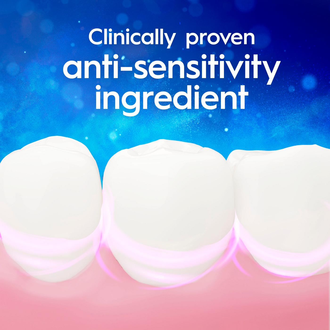 Crest 3D White Advanced Sensitivity Relief Toothpaste - Soft Mint; image 2 of 7