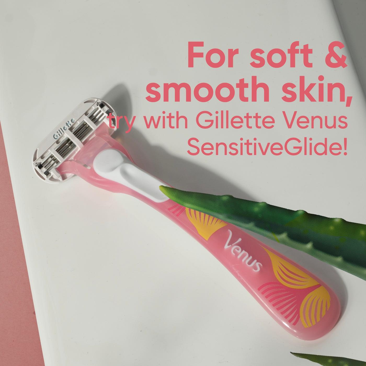 Gillette Venus Women's Sensitive 3 Blade Disposable Razors; image 3 of 7