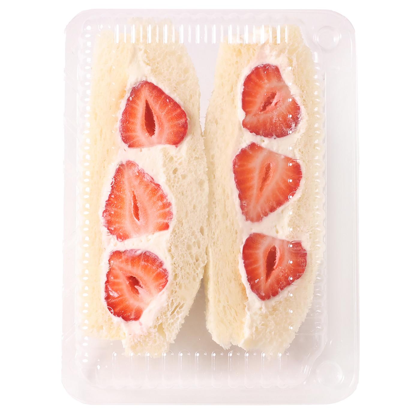 H-E-B Sushiya Strawberry Sando; image 1 of 5