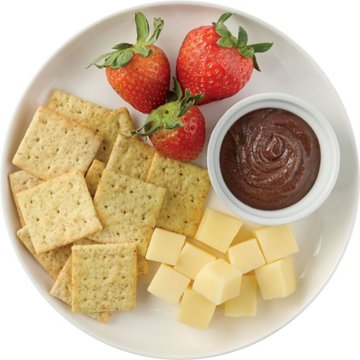Meal Simple by H-E-B Small Snack Tray - Chocolate Hummus & Strawberries