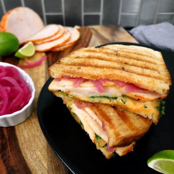 Frick's Buffalo Style Chicken Breast, Sliced