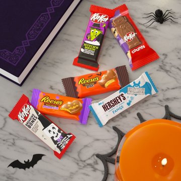 Hershey's, Kit Kat And Reese's Assorted Halloween Candy Bulk Variety Bag