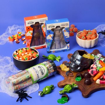 Once Upon a Treat by H-E-B Dipped Pretzel Rods with Spooky Sprinkles
