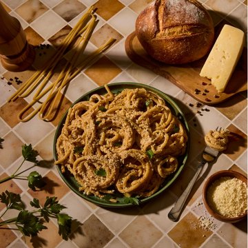 Central Market Organic Bucantini Pasta, 17.6 oz