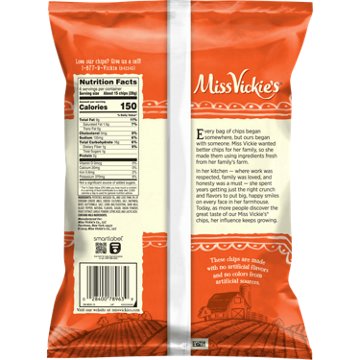 Miss Vickie's with Avocado Oil Aged Cheddar & Black Pepper Kettle Cooked Potato Chips