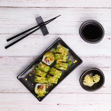 H-E-B Sushiya Harvest Crunch Sushi Roll