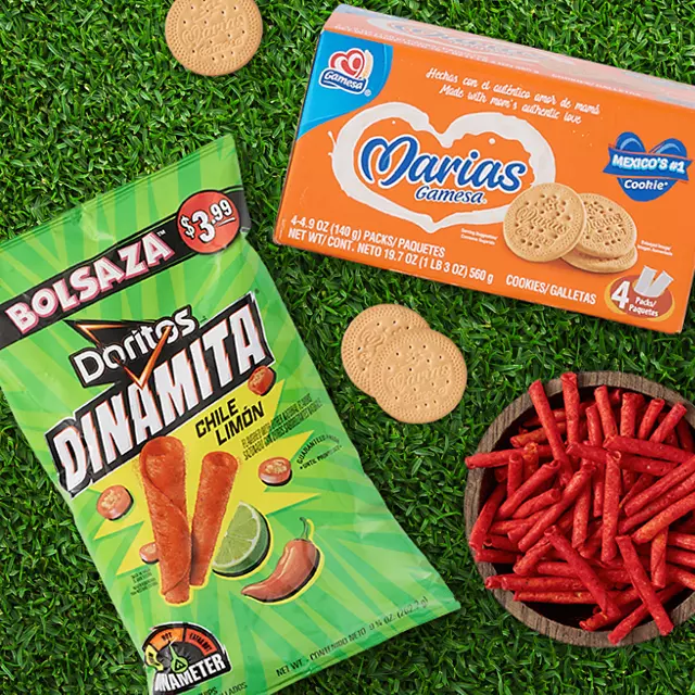 Doritos Dinamita, Marias Cookies side by side