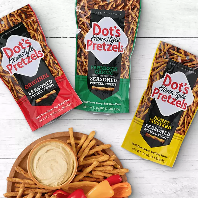Dots homestyle pretzels