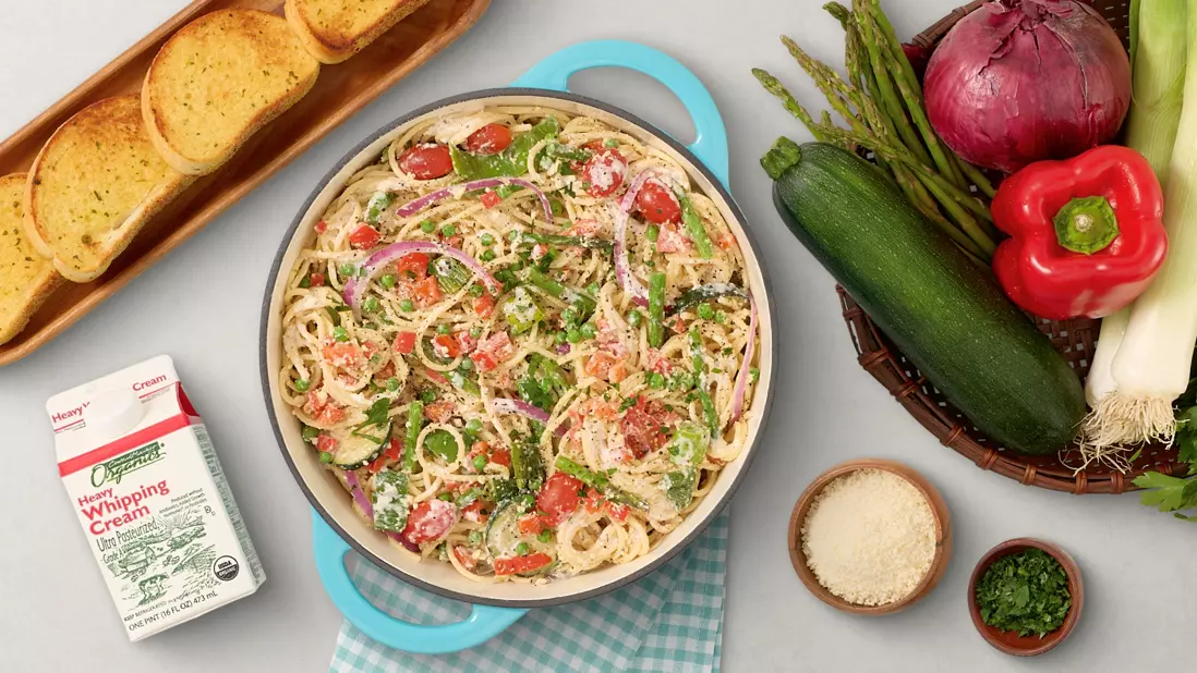 Pasta, garlic bread, vegetables, heavy whipping cream