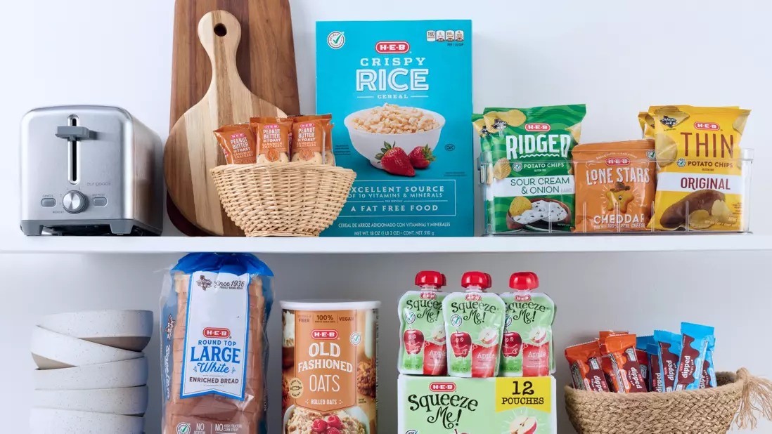 Bread, rice crispy, chips, bread, old fashioned oats, squeeze packets