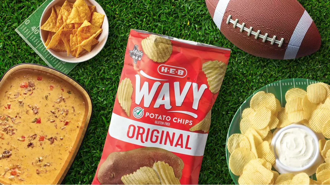 H‑E‑B Wavy Original Potato Chips, Cheese Dip