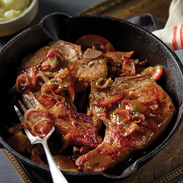 Pork Chops with Caramelized Shallots and Apples