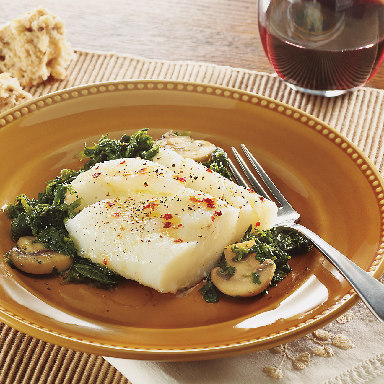 Alaskan Cod With Mushrooms And Spinach Recipe From H E B