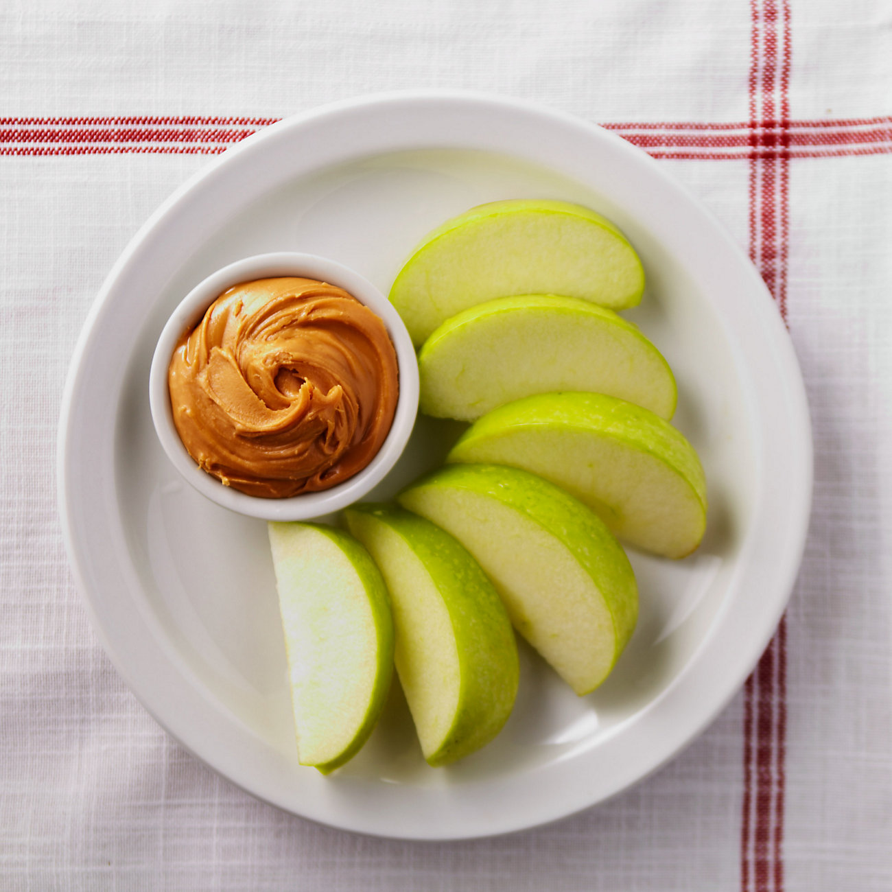 Apple Slices with Peanut Butter Snack Recipe from H-E-B