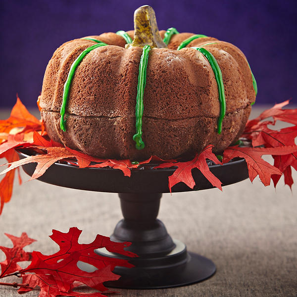 Halloween Pumpkin Cake