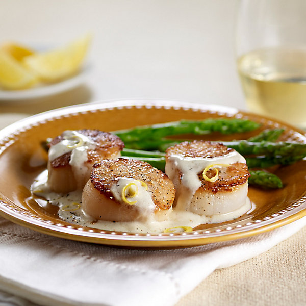 Sea Scallops With Lemon-Cream Sauce