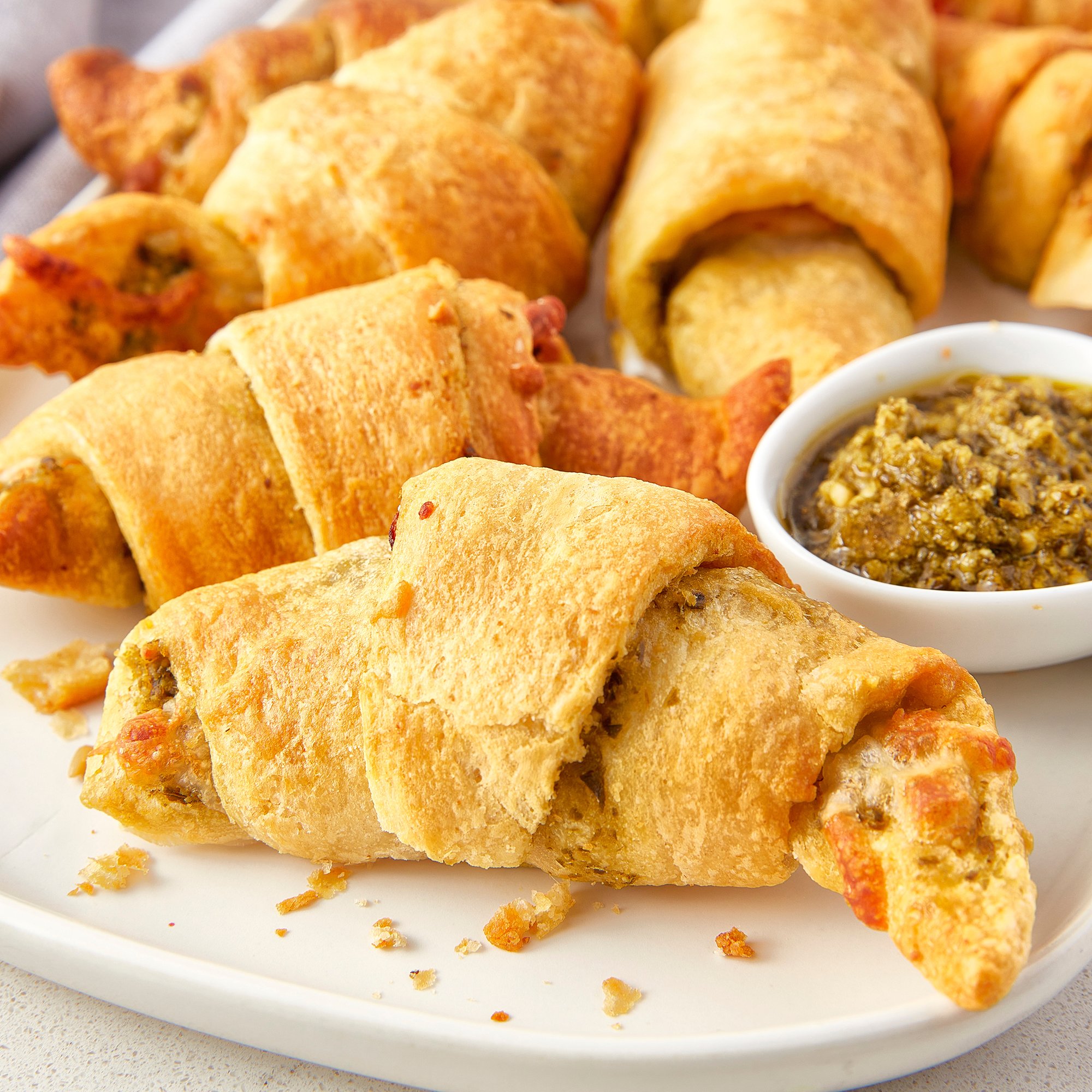 Air Fryer Turkey Pesto Crescent Rolls Recipe from HEB